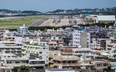 “驻日美军涉嫌擅闯小学被捕引发中日社会关注”